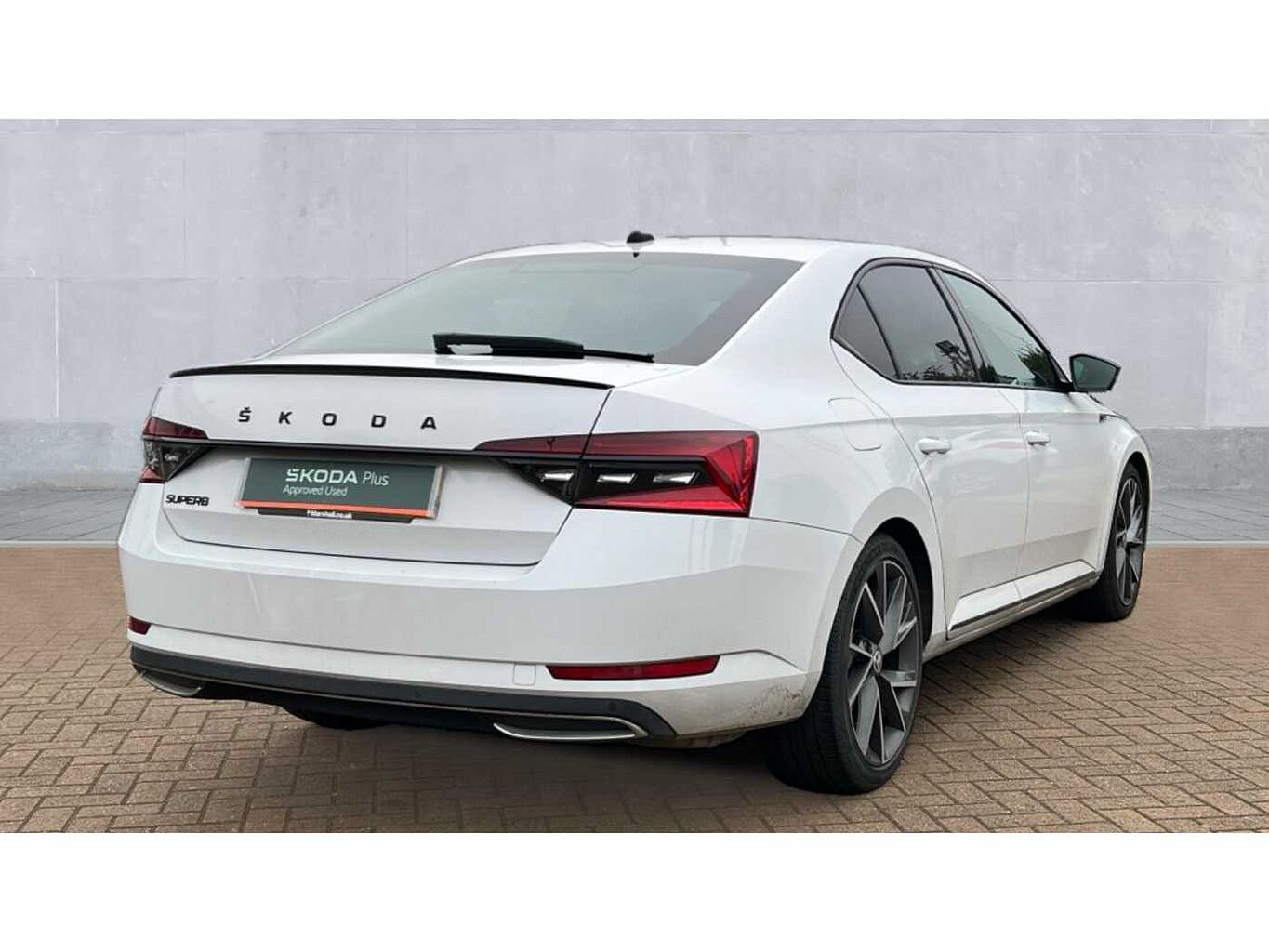 SKODA Superb 2.0 TSI (190ps) SportLine Plus DSG Hatch