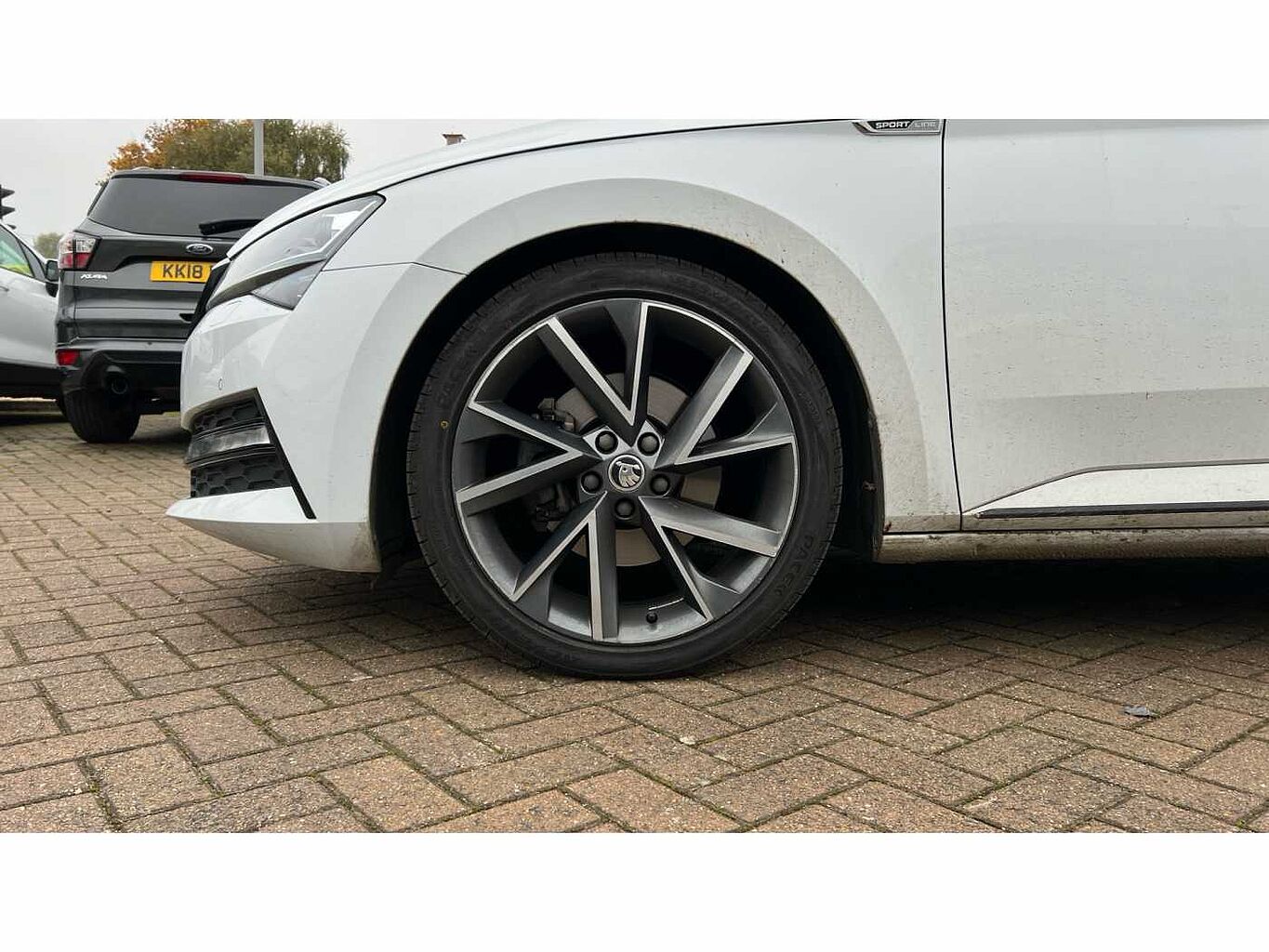 SKODA Superb 2.0 TSI (190ps) SportLine Plus DSG Hatch