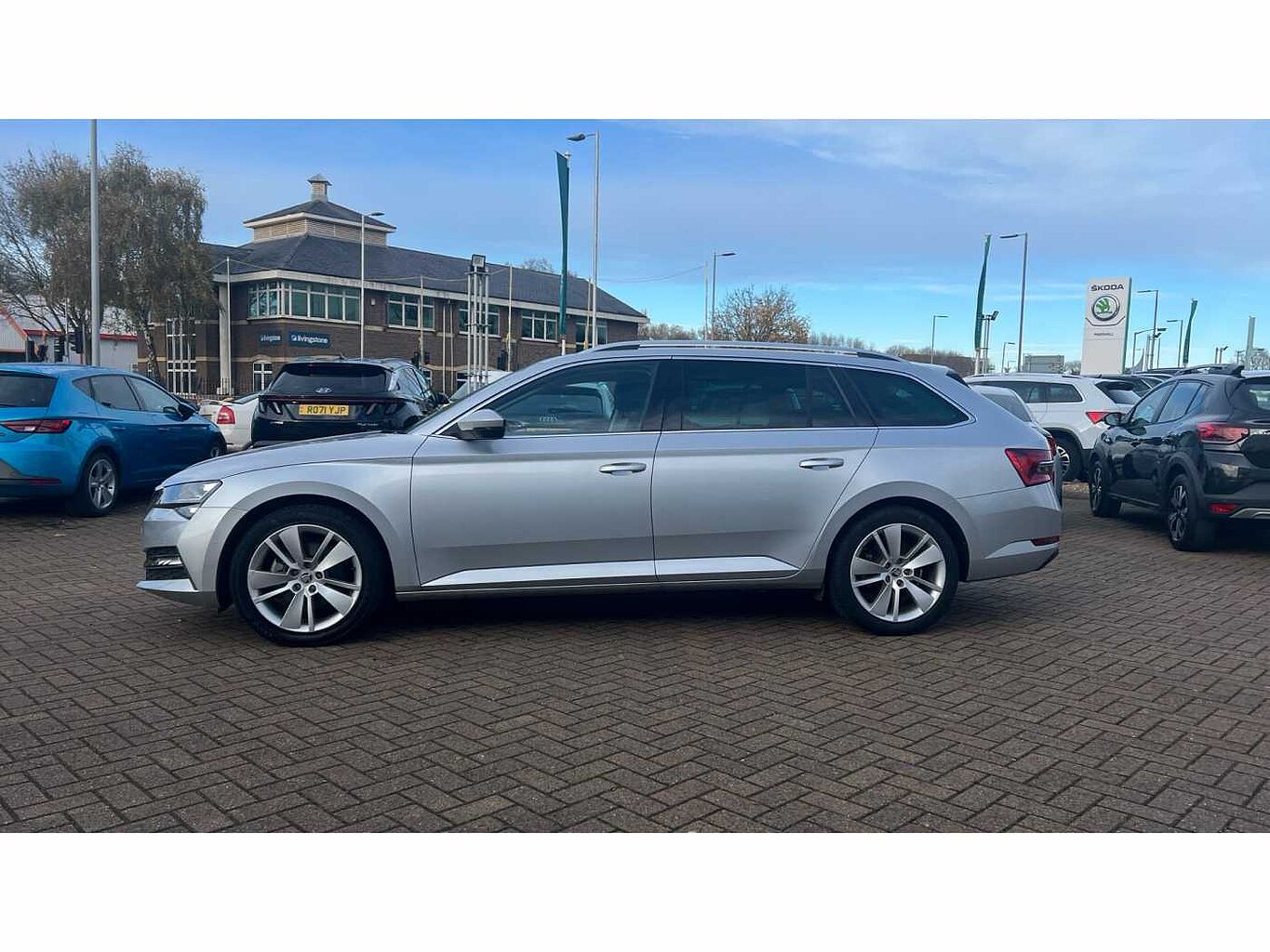 SKODA Superb 1.4 TSI (218ps) SE L iV DSG Estate