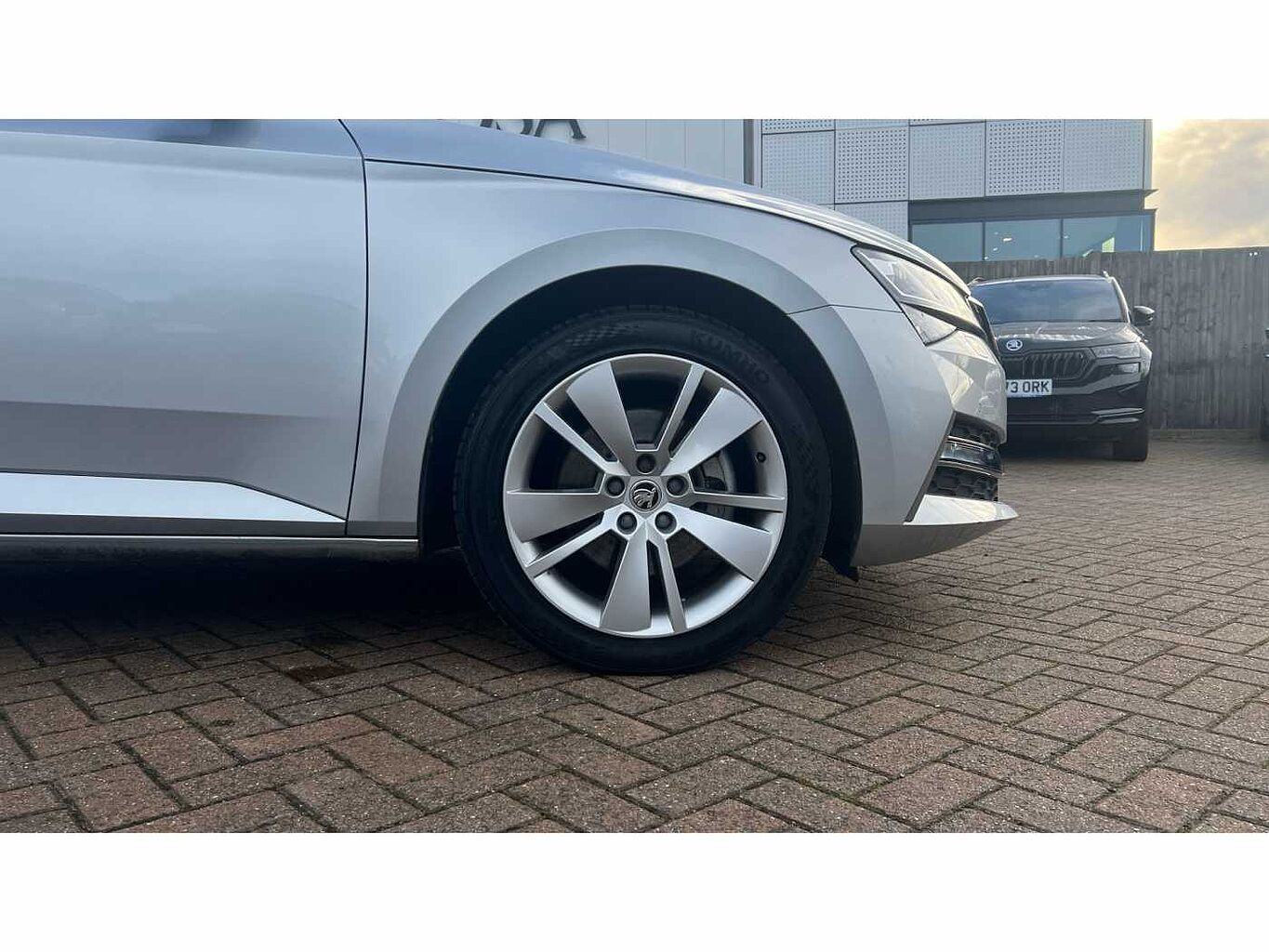 SKODA Superb 1.4 TSI (218ps) SE L iV DSG Estate