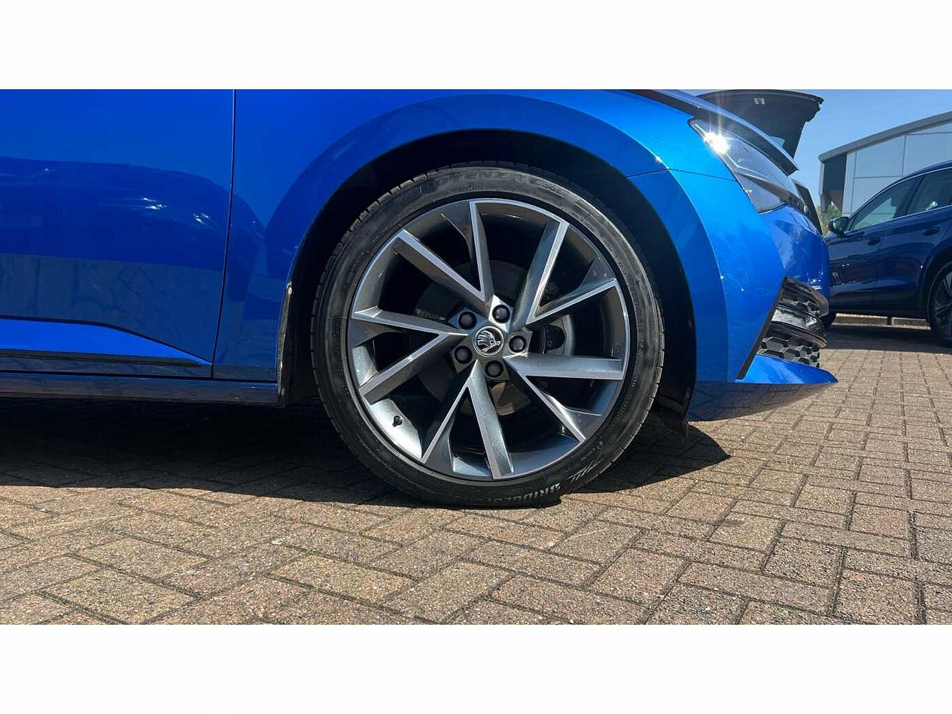 SKODA Superb 2.0 TSI (190ps) SportLine Plus DSG Hatch
