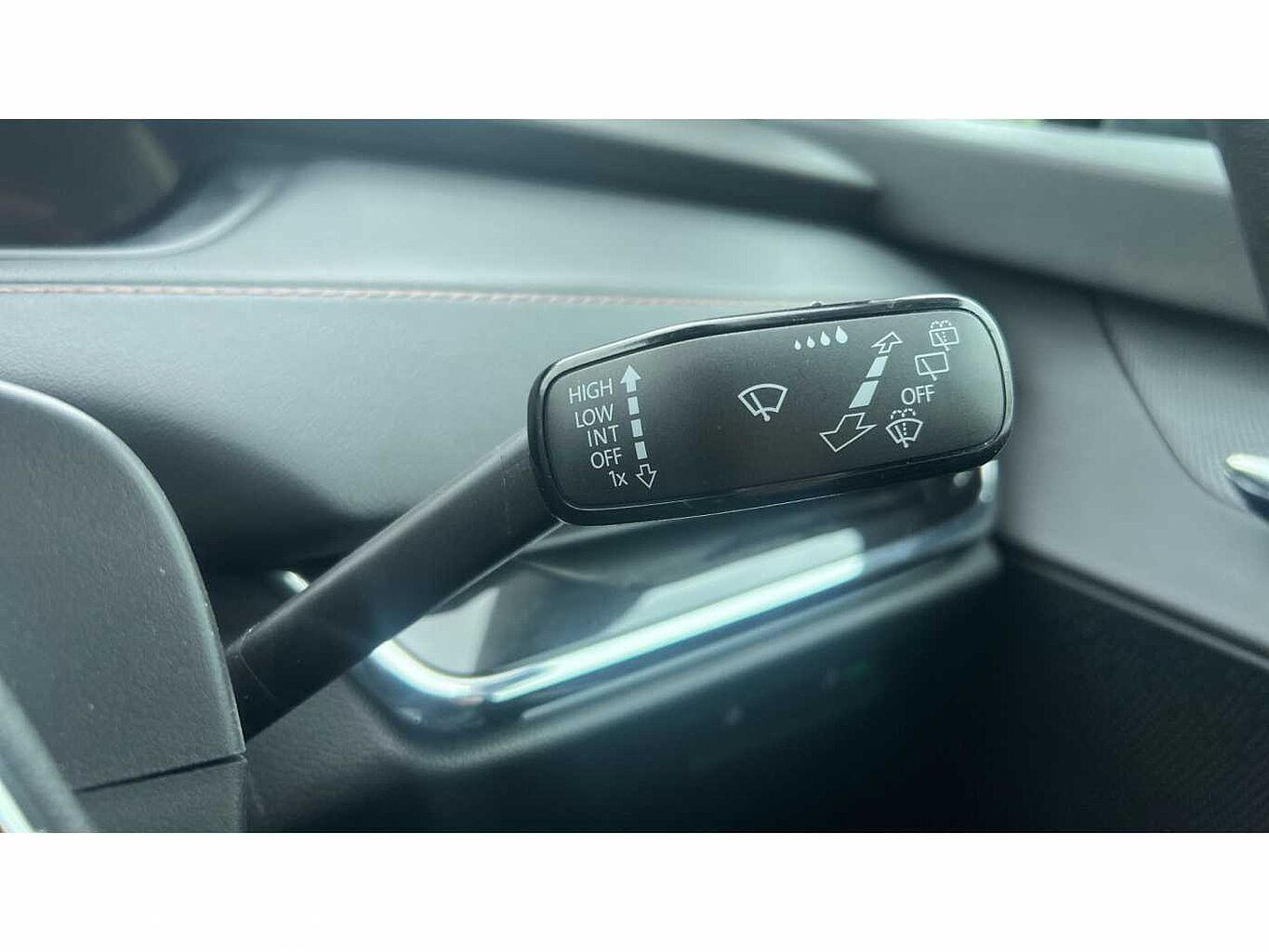 SKODA ENYAQ 132kW 60 ecoSuite 62kWh 5dr Auto [120kW]