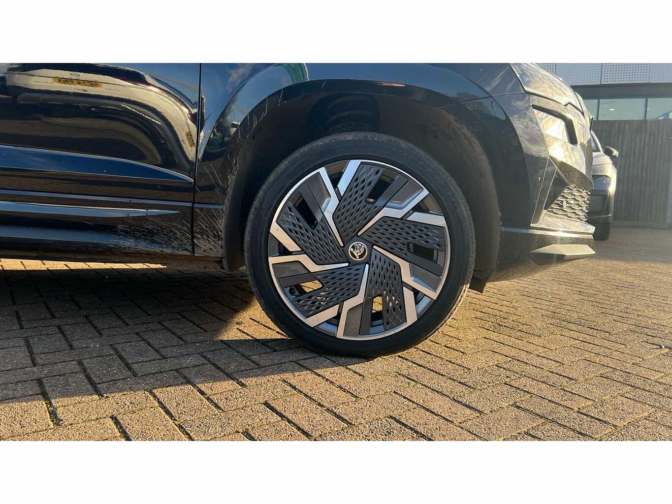 SKODA KAROQ 2.0 TDI [150] Sportline 4x4 5dr DSG