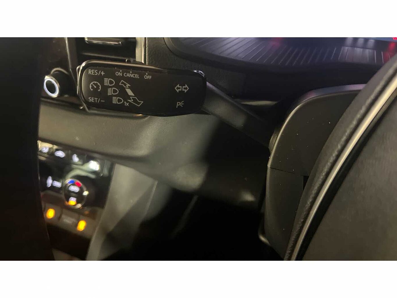 SKODA KAROQ 1.5 TSI SE L 5dr