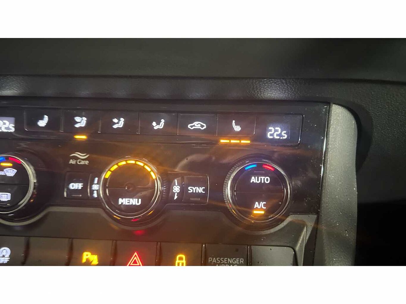 SKODA KAROQ 1.5 TSI SE L 5dr