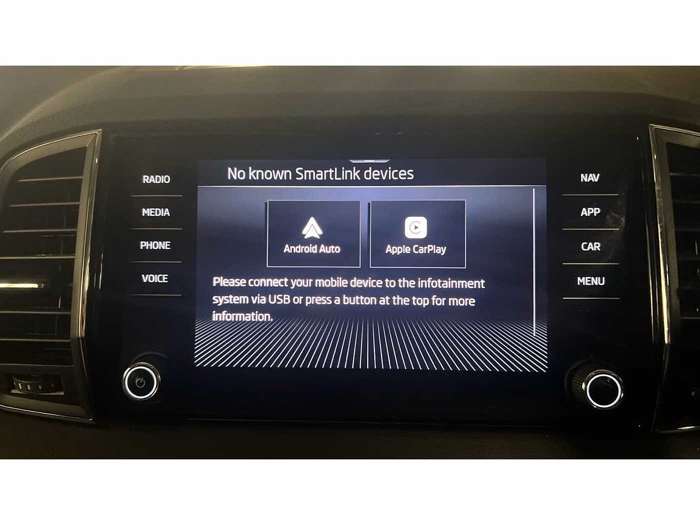 SKODA KAROQ 1.5 TSI SE L 5dr
