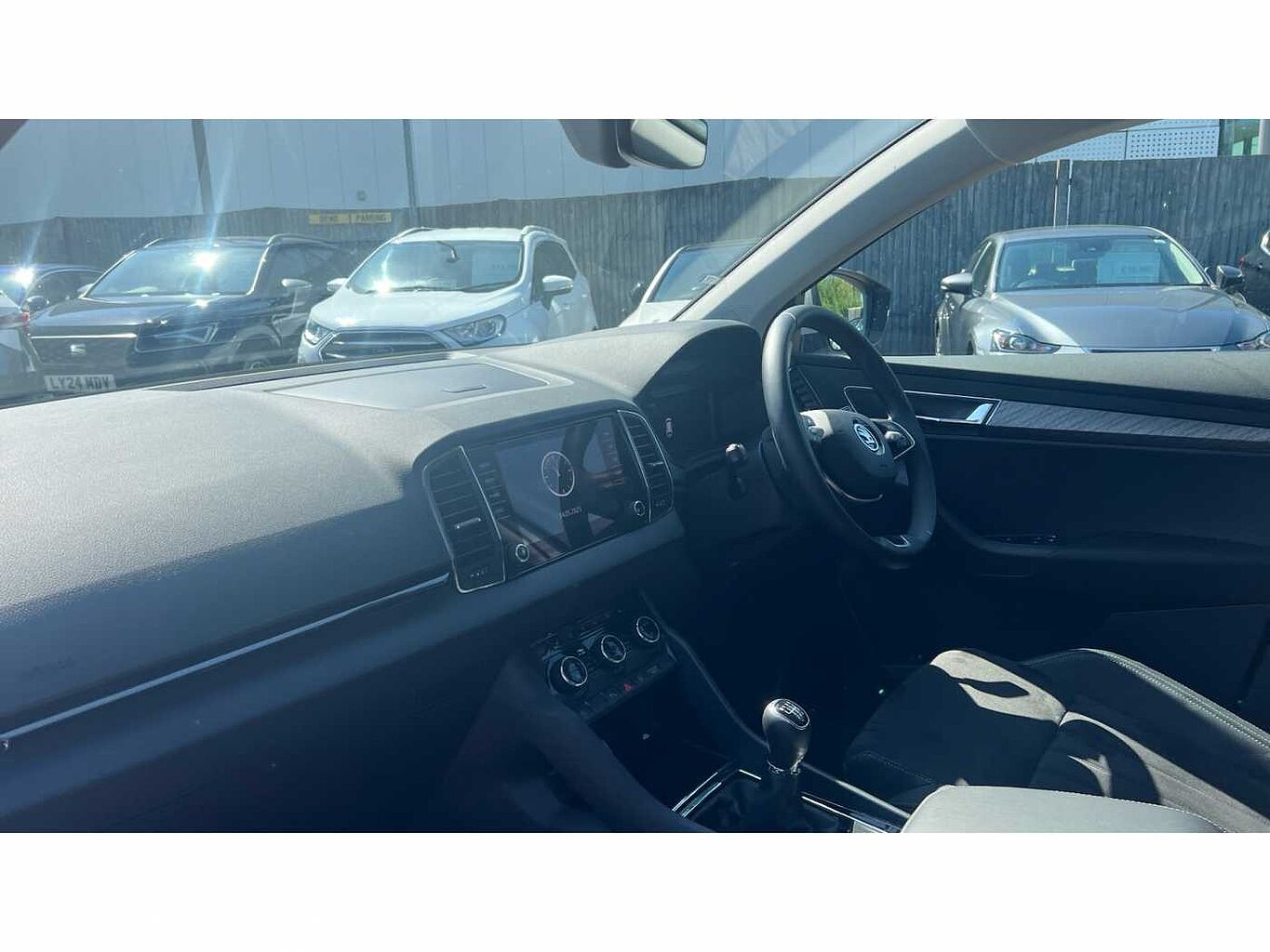 SKODA KAROQ 1.5 TSI SE L 5dr