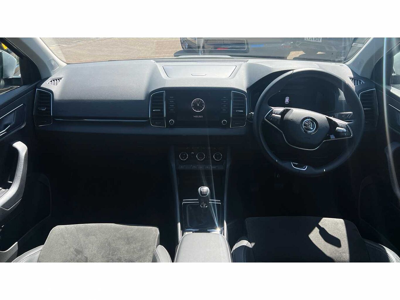 SKODA KAROQ 1.5 TSI SE L 5dr