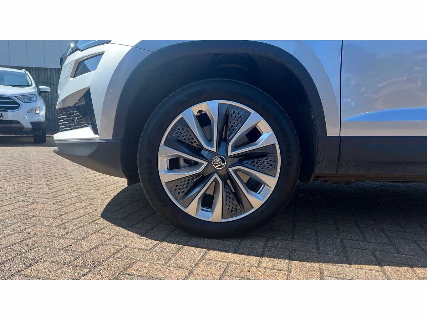 SKODA KAROQ 1.5 TSI SE L 5dr