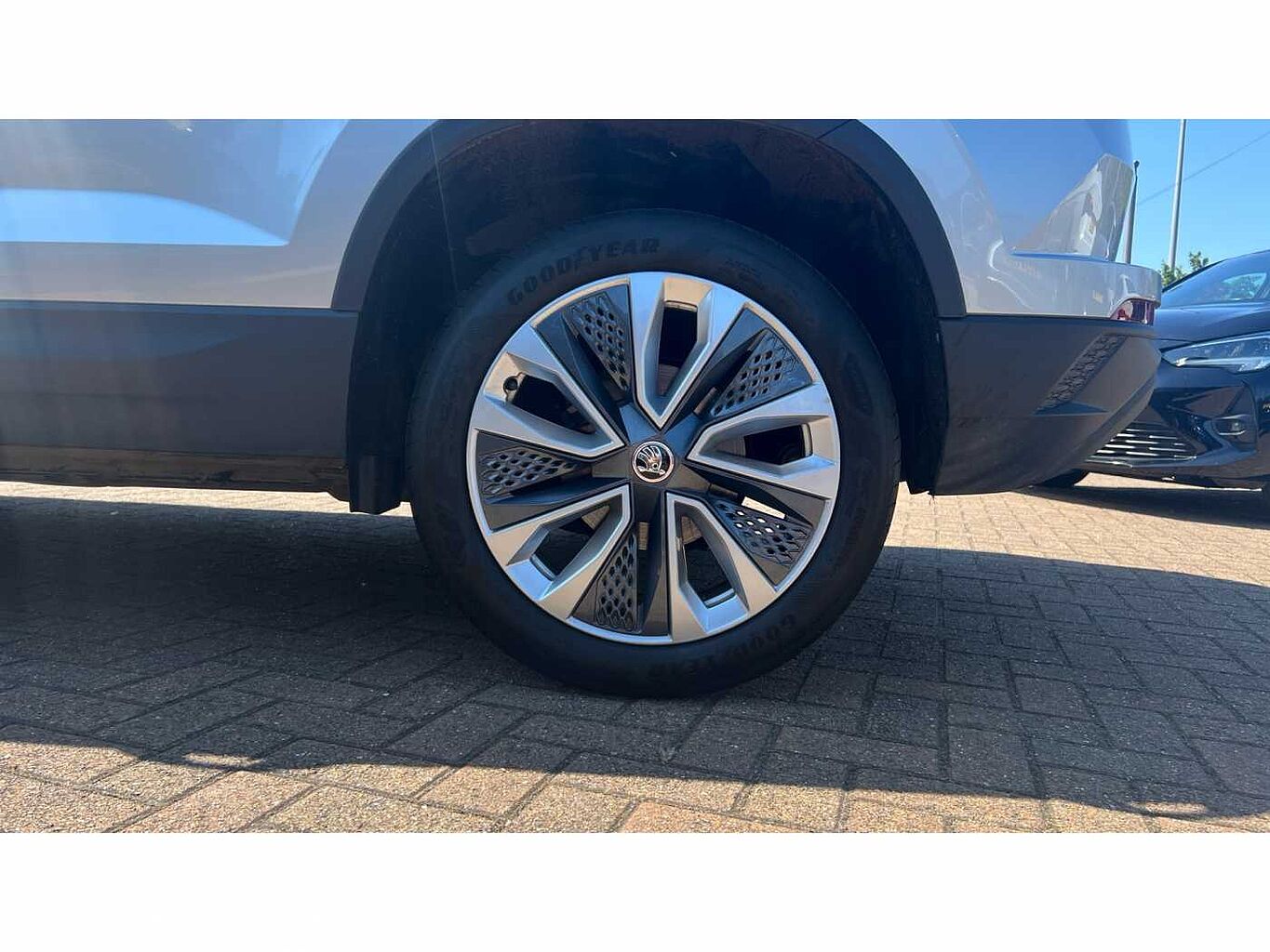 SKODA KAROQ 1.5 TSI SE L 5dr