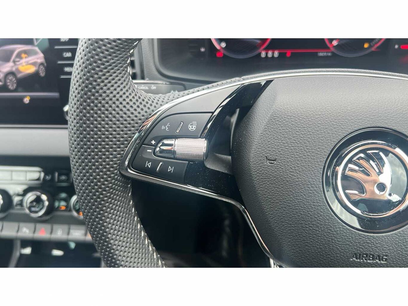 SKODA KAROQ 1.5 TSI Sportline 5dr