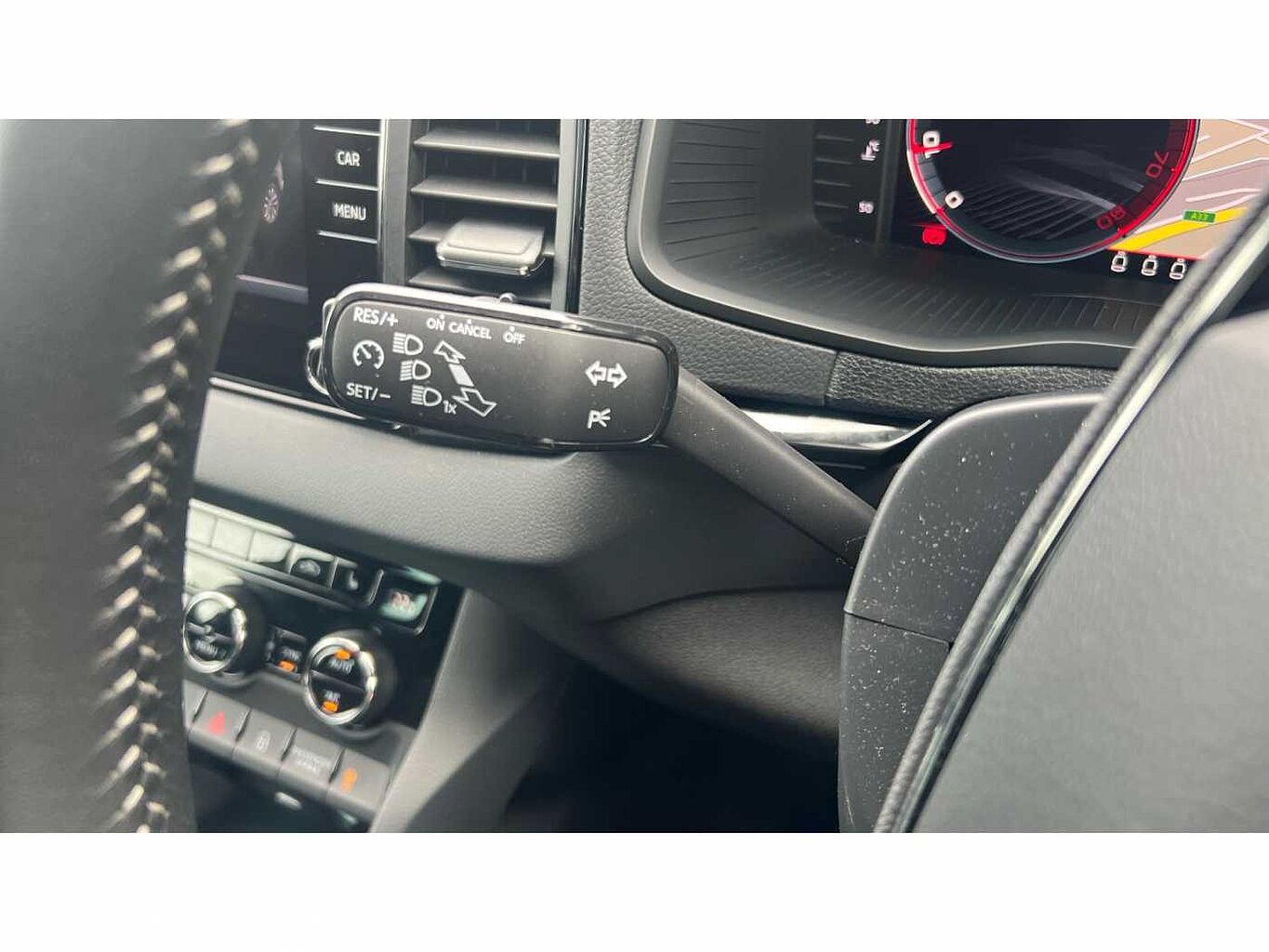 SKODA KAROQ 1.5 TSI Sportline 5dr
