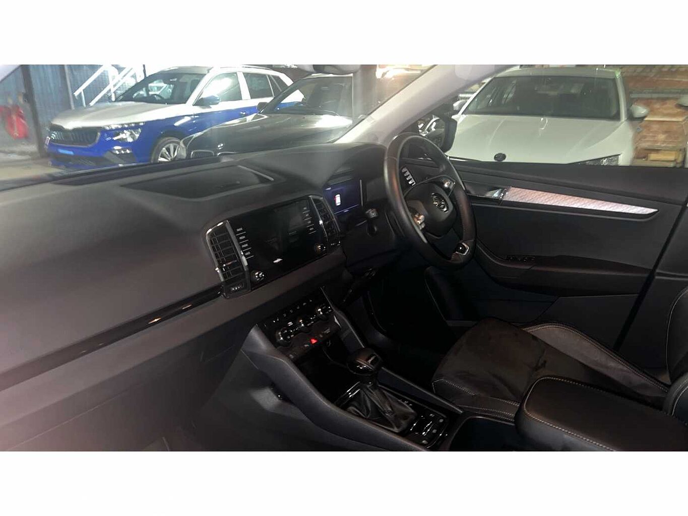 SKODA Karoq SUV 1.5 TSI (150ps) SE L ACT DSG